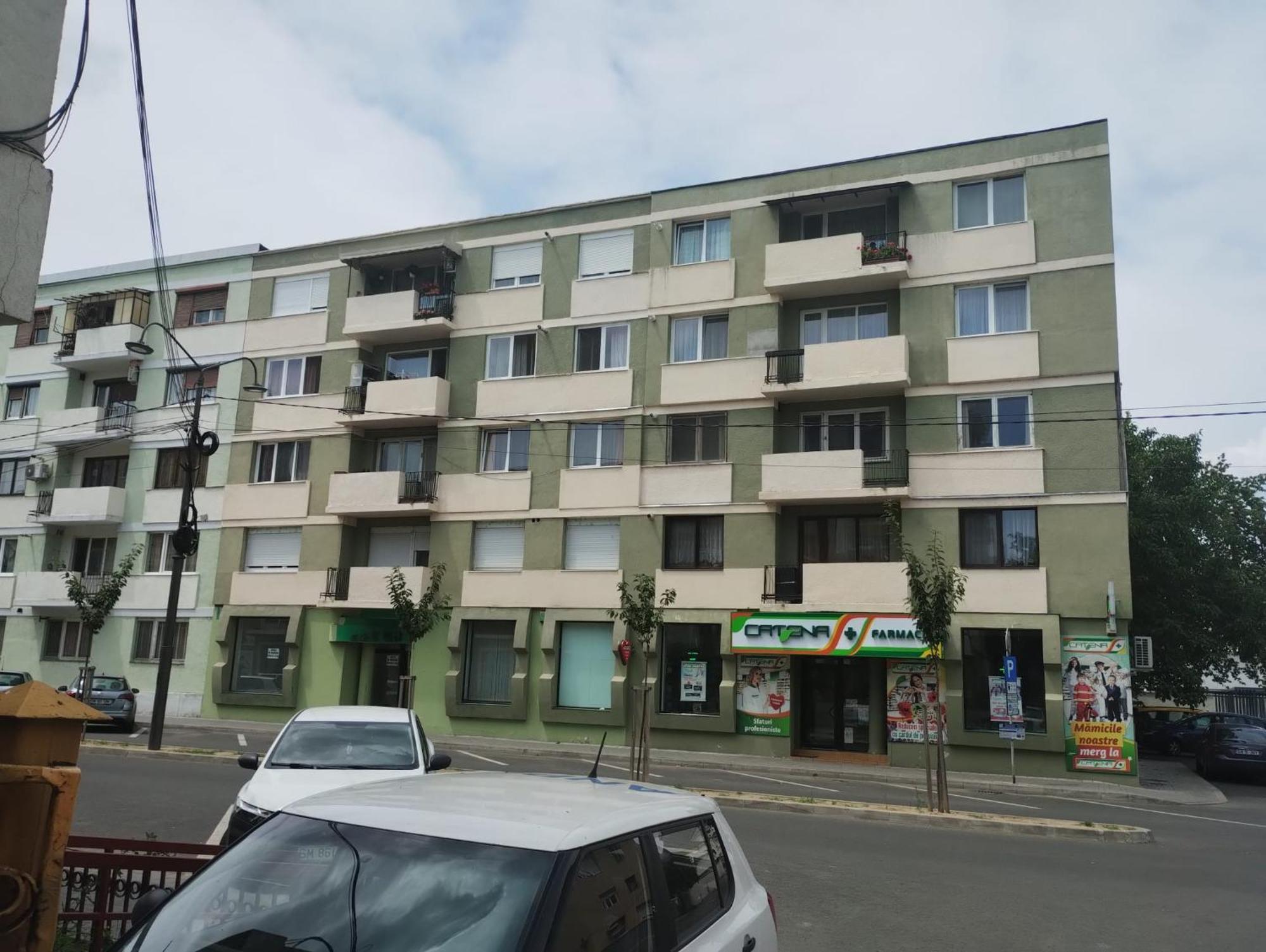 Central White Apartment Satu Mare Exterior foto